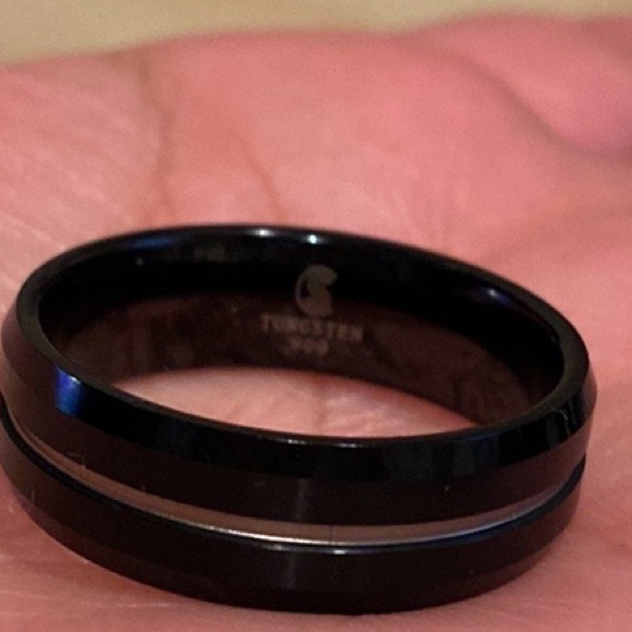 Black Tungsten Carbide 8 mm Flat Wedding Band Ring - Picture 8 of 16